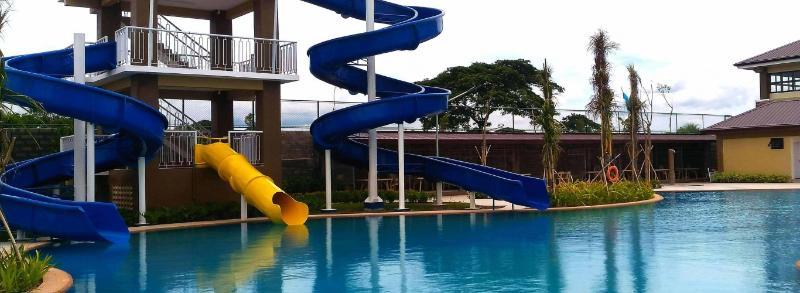 Aquamira Resort Cavite Exterior photo